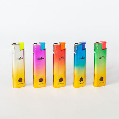 Modisches Design Dy-F018 Winddichtes Kunststoffgasleuchter mit Anpassungsmöglichkeit